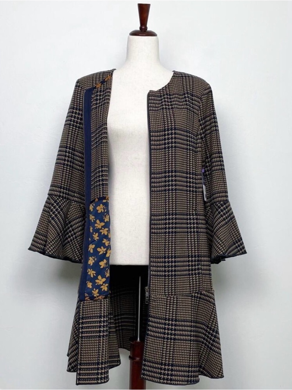CAbi Plaid Houndstooth Zip Front Navy Brown Flounce Hem Overcoat Jacket NWT